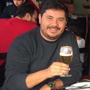 Meet your Posher, Gil